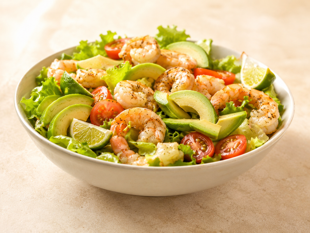 Insalata di gamberi e avocado — foto in arrivo