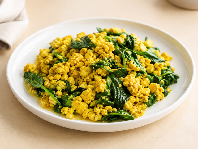 Tofu strapazzato alla curcuma — foto in arrivo